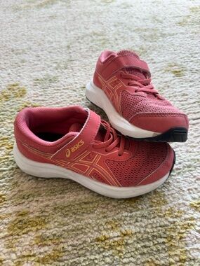 ASICS